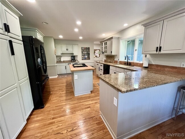 Photo - 219 Glenridge Rd