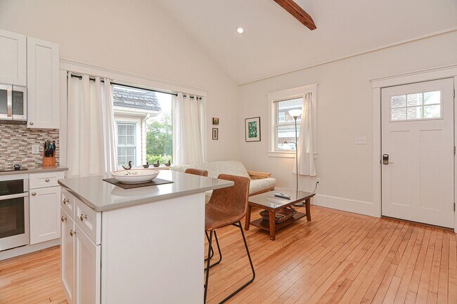 Photo - Winter Rental: Mill Lane Unidad Mill Lane
