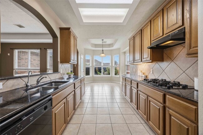 Photo - 6642 Redberry Glen Ln