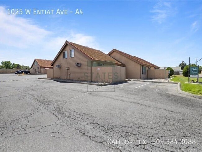 Photo - 1025 W Entiat Ave Unit A4