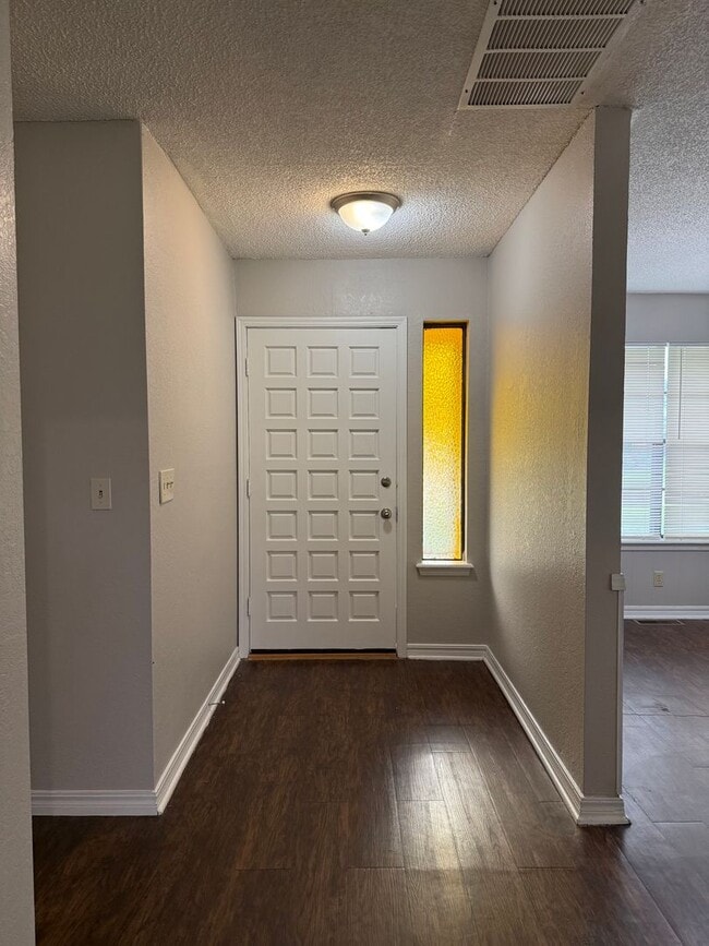 Photo - Welcome to your new home on this great corner lot with 3 bedrooms and 2 baths in Owasso!