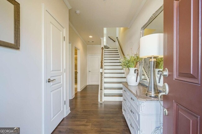 Photo - 214 Braeden Wy