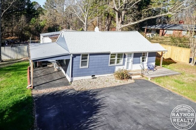 Photo - 429 N Main St