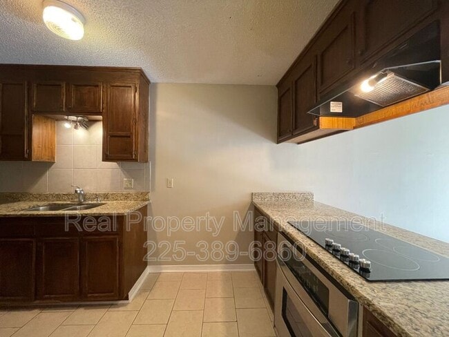 Photo - 8152 Baringer Rd