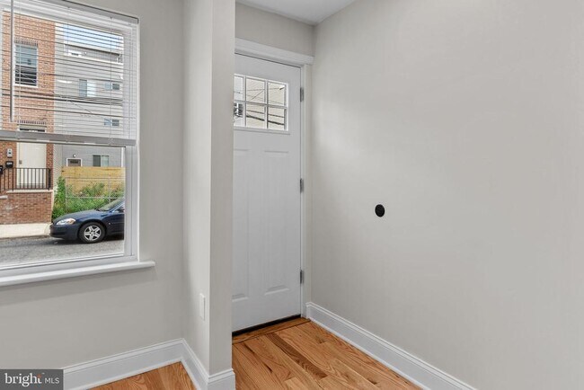 Photo - 2625 Ellsworth St