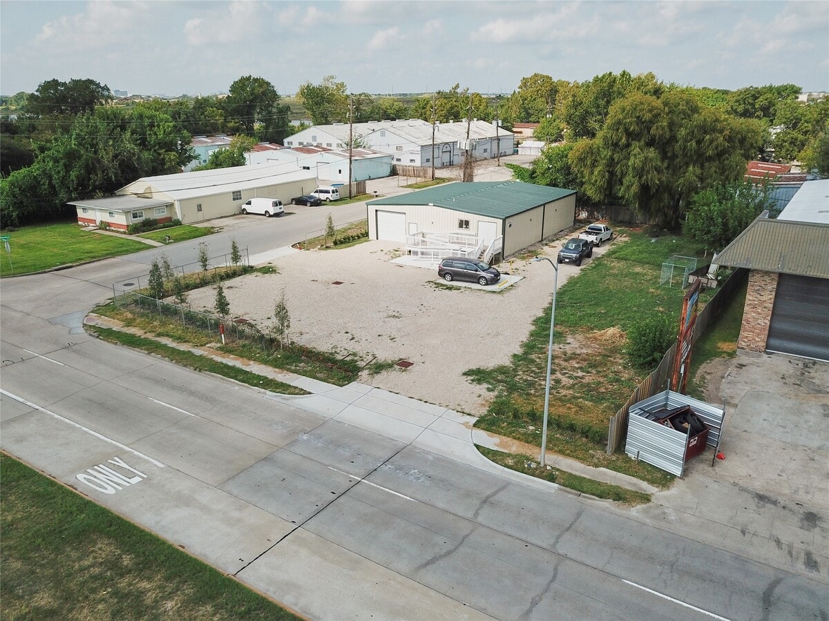 Photo - 6203 Gessner Rd