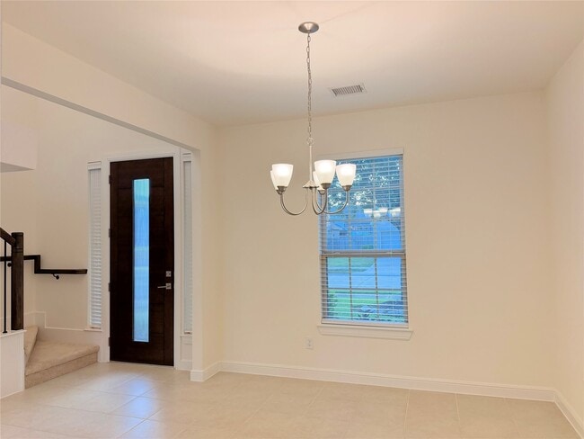 Photo - 8611 Oakdale Blf Ct