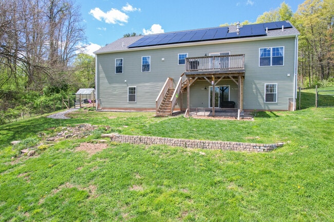Photo - 564 Ridgewood Rd