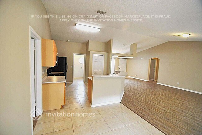 Photo - 718 Starland St SE