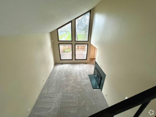 Building Photo - hazelwood Unit 1010 Rental