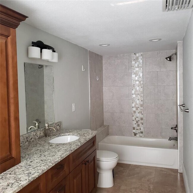 Photo - 6014 Southern Comfort Blvd