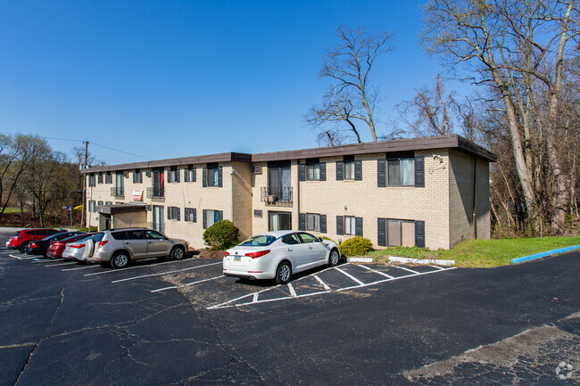 Fountain Square - Fountain Square Apartments