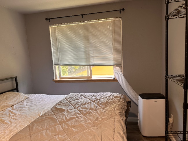 Photo - 8408 22nd Ave SW