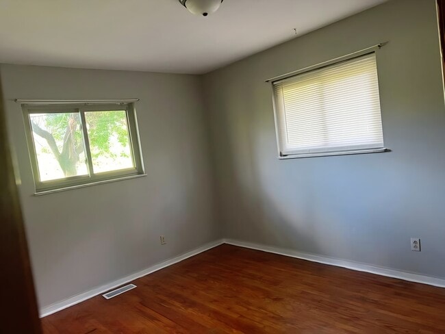 Bedroom 1 - 1037 Windsor Rd Unit 1037 Windsor