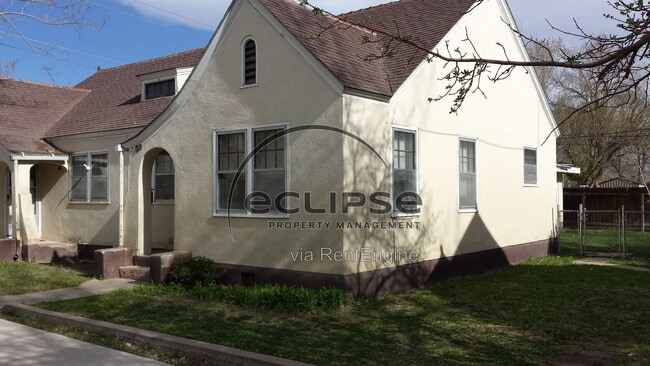Photo - 909 3rd St