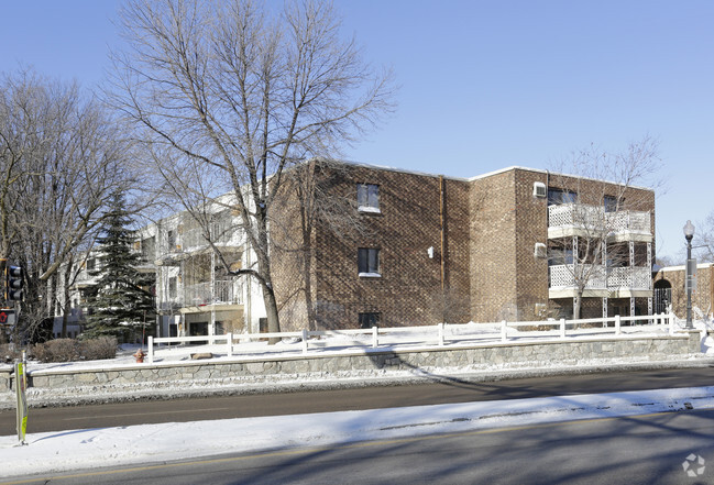 Building Photo - Engels Apartments