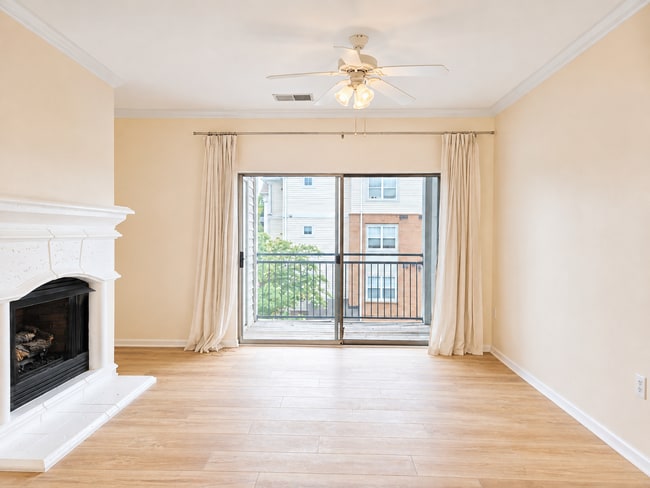Photo - 4405 Weatherington Lane, Fairfax, VA 22030