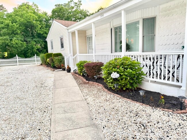 104 Nautilus Dr