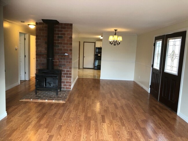 Photo - 19857ham Unit A