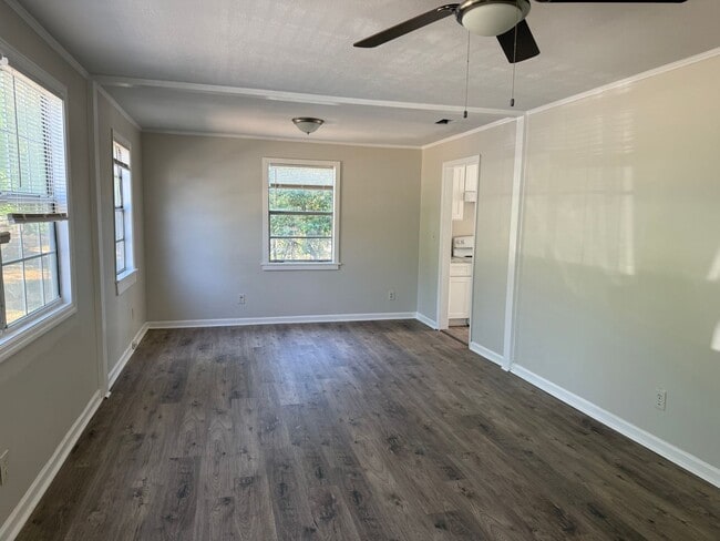 Photo - 3 Bedroom 1 Bath home in Valdosta Close to VSU