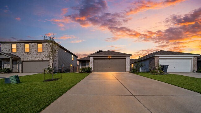 Building Photo - 14974 N Ascot Bend Cir