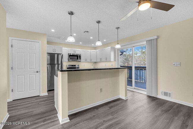 Photo - 290 N Main St Unit c4