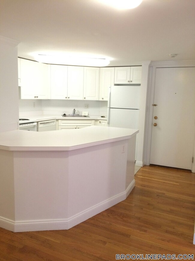 Photo - 1539 Beacon St Apartamento Unidad 2A