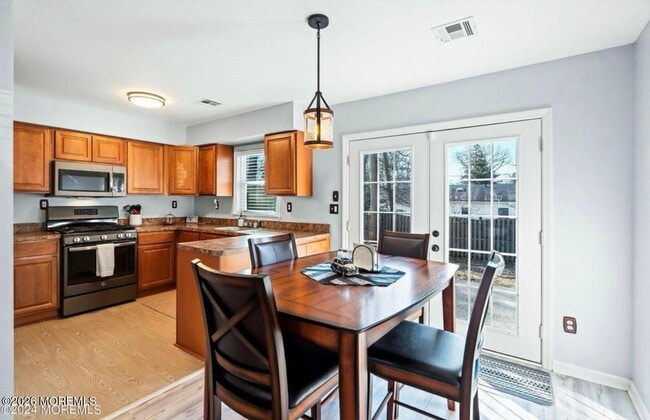 Photo - 209 Sinclair Ave