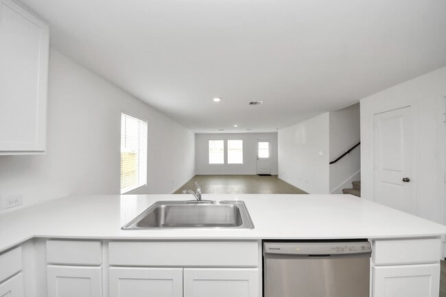 Photo - 1526 Amber Skies Ln