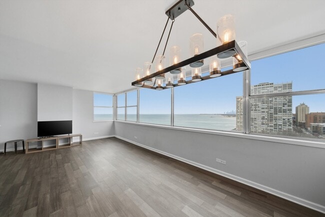 Photo - 6301 N Sheridan Rd Unit 14G