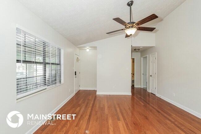 Photo - 7456 Lyle Bend Ln