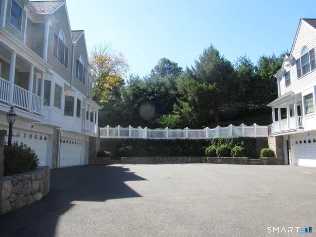 75 New Norwalk Rd