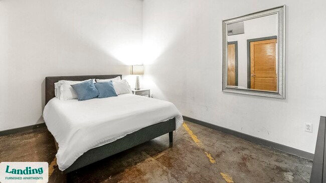 Photo - 700 Everett St Unit 1113