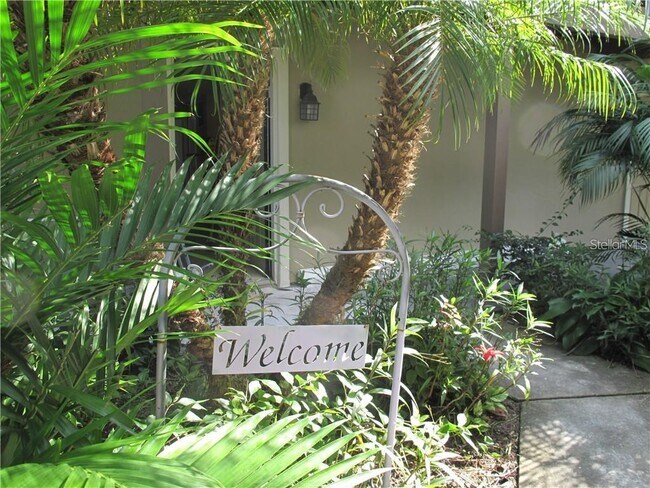 Photo - 216 Afton Square Unit 111