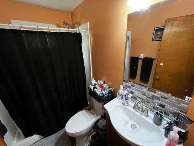 Photo - Cozy 2-bedroom in Johnson City Unit 28 Avon St
