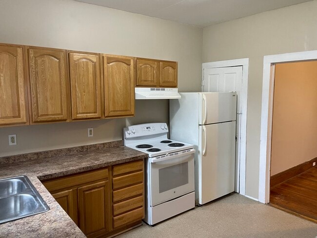 Photo - 161 W 3rd St Unit 161