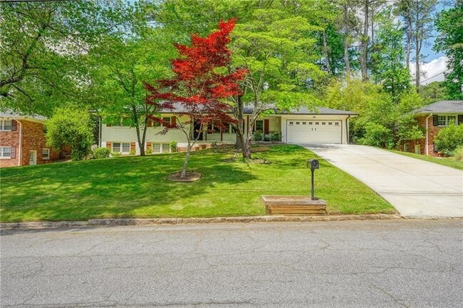 Photo - 3076 McCully Dr NE