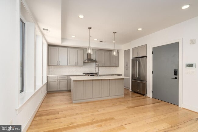 Photo - 811 Upshur St NW Unit 10