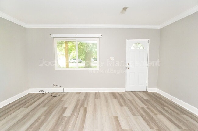 Photo - 1301 N Orchard Knob Ave