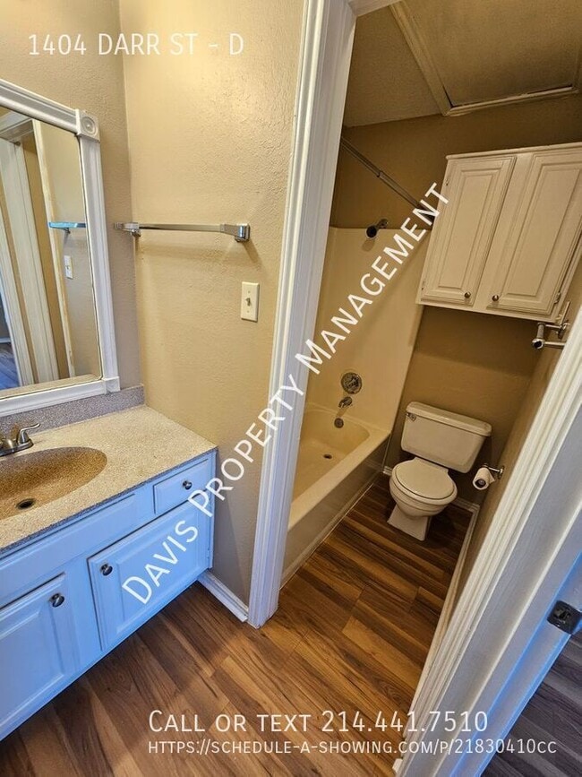 Photo - 1404 Darr St Apartment Unit D
