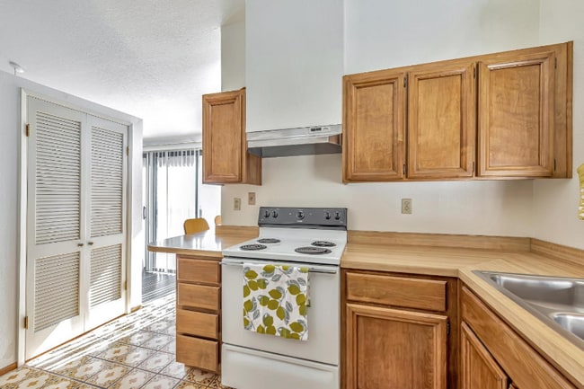 Photo - 102 Promethean Way