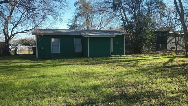 Back of the house. - 216 Southside Dr