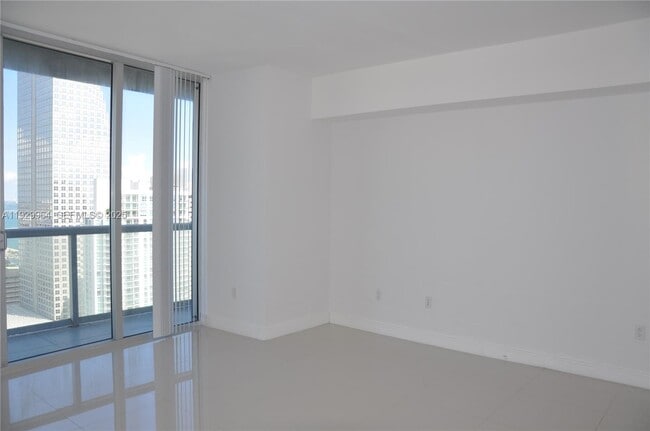 Photo - 475 Brickell Ave Unit 4215