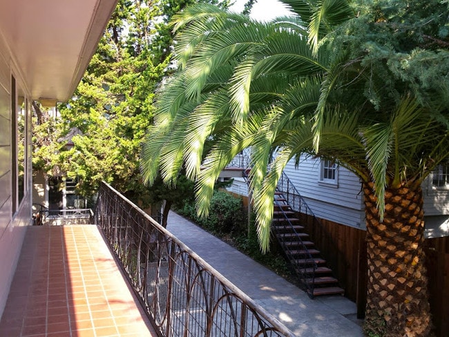 Photo - Bellevue Apartments