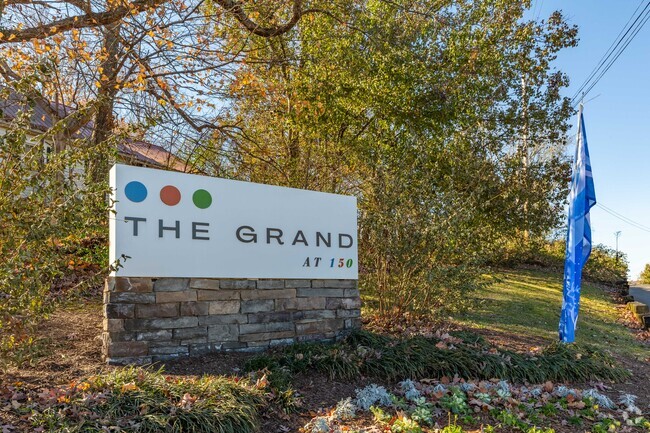 The Grand at 150 - The Grand at 150 Apartments