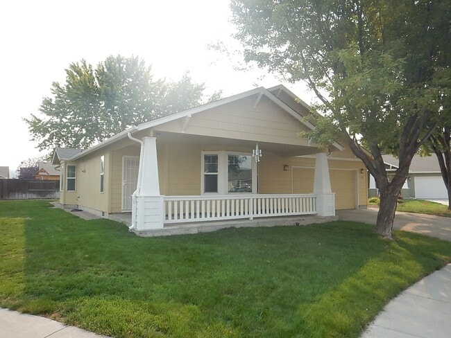 3 Bedroom, 2 Bathroom at End of Cul-De-Sac - 3 Bedroom, 2 Bathroom at End of Cul-De-Sac House