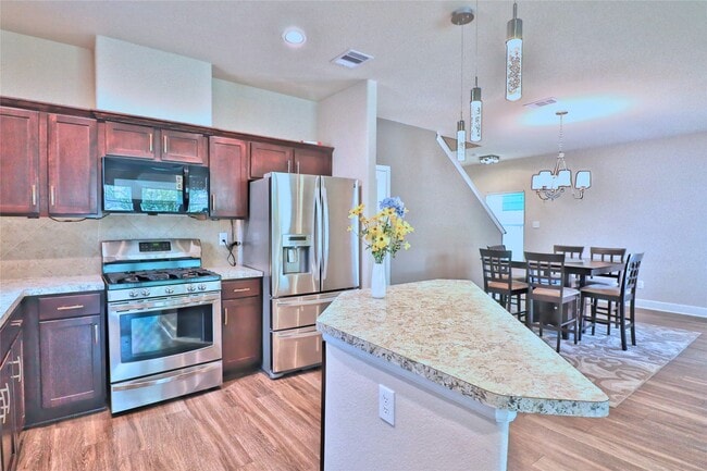 Photo - 4339 Cetti St