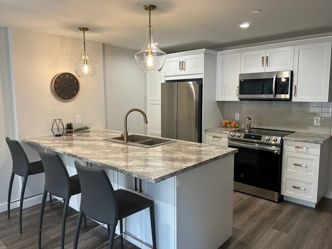 Intérieurs élégants et fonctionnels - MacArthur's Apartments