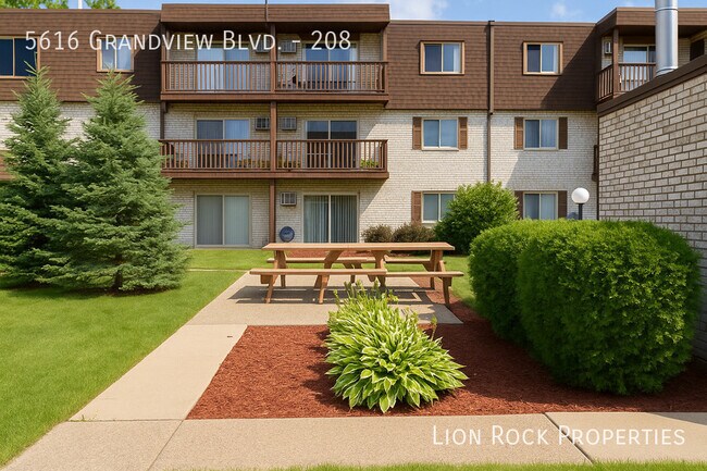 5616 Grandview Blvd Unidad 208