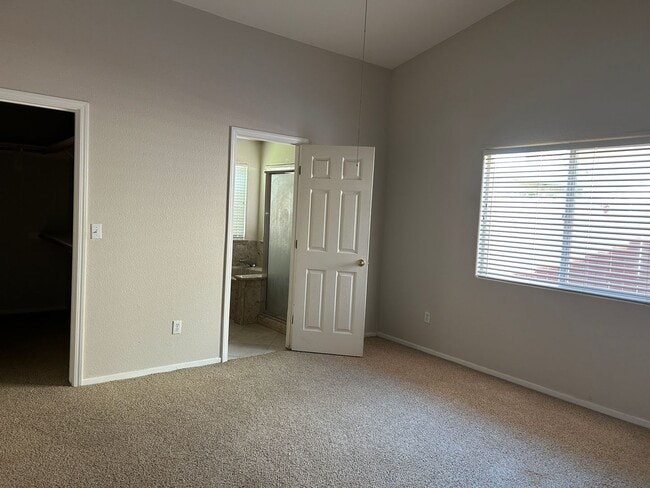 Photo - 3 Bedroom in Desired Neighborhood